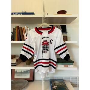 Kendall Coyne CCM USA Hockey Chicago Blackhawks Jersey Youth XS New!